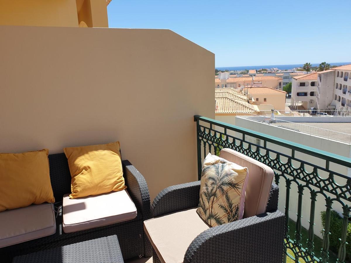 Oura Beach T1 Apartment Coral , Close To The Strip, Swimming Pool, Wi Fi, A/C Albufeira Kültér fotó